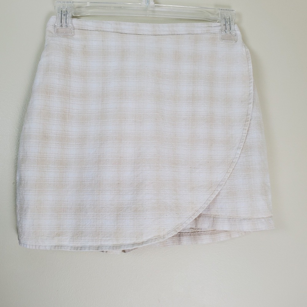 Christy Dawn Shorts Skort Beige White Gingham Coquette Coastal Quiet Luxury